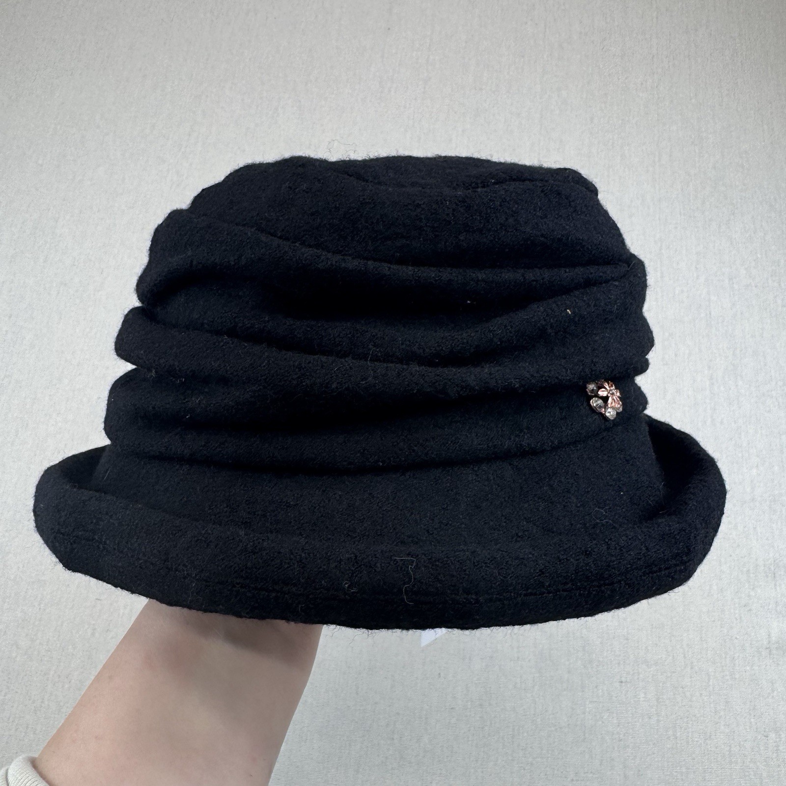 NWT Comhats Winter Cloche Bucket Hat for Women Wool Elegant Dress 1920s Vintage