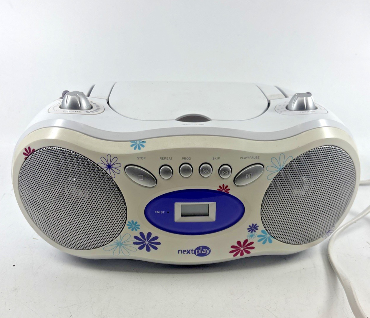 Next Play “Glitz & Glitter” For Parts Only NPF500B Boombox NOT READING CD AS IS
