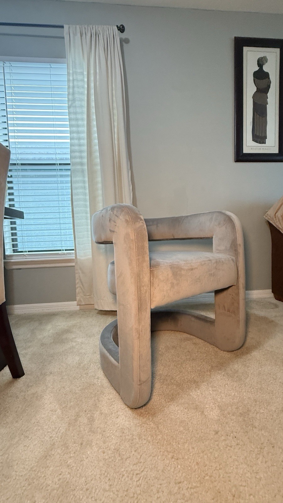 Gray Modern Accent Chair, Velvet, Excellent Condition – Ship Fast!  