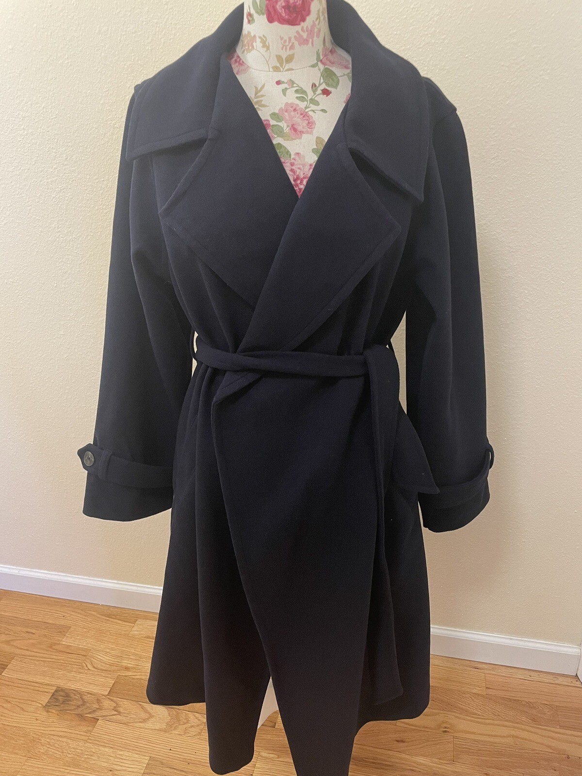 New Without Tags TU NAVY COAT UK 14 Fits US 10-14. Soft Stylish, Casual Or Belt