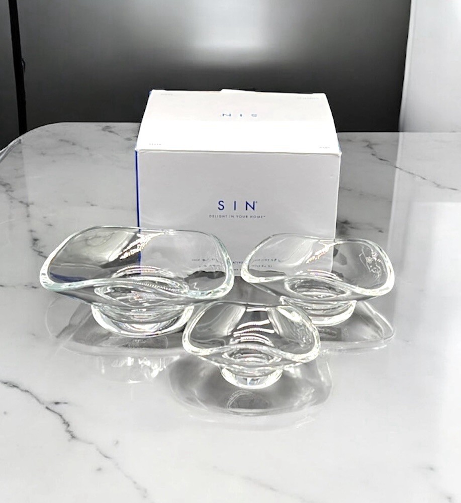 SIN Urch Clear Glass Decorative Bowls set of 3 New In Box Modern Decor