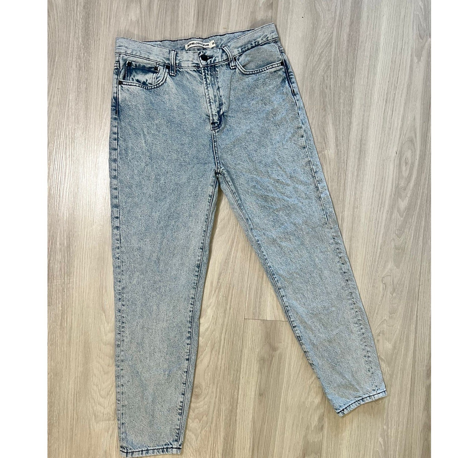 Unemployed Denim Mom Jeans Womens Size 28 Light Wash Acid Wash Heart Patch