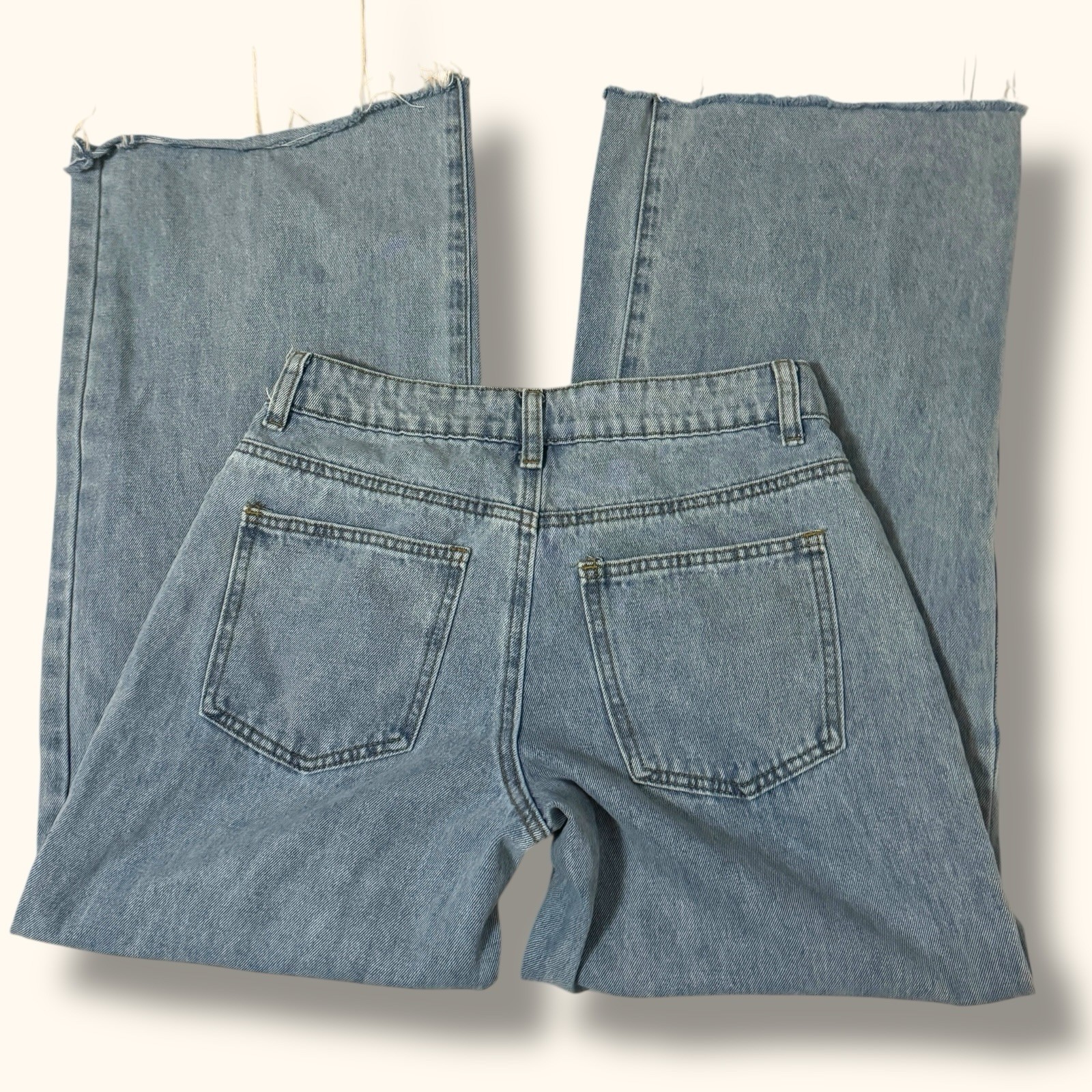 Edikted Women’s Wide Leg 90s Style Jeans Size XS Retro Skater Raw Hem Low Rise