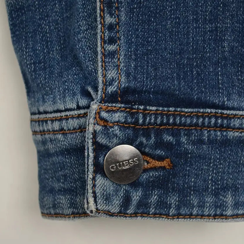 Gues Women's Denim Jacket S Size Stylish Casual Outerwear CJ1369