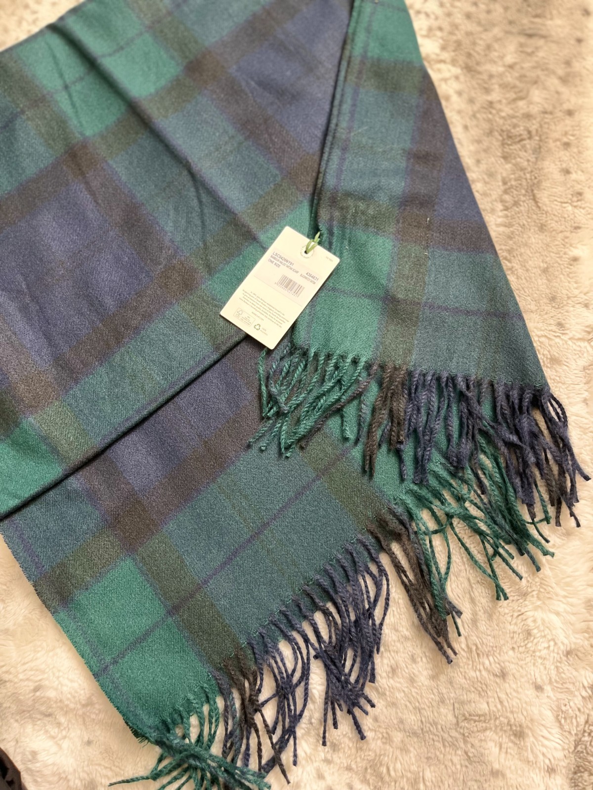 Barbour Hailes Stanway Tartan Wrap/ Scarf in Blackwatch Tartan 87"x32" MSRP$110
