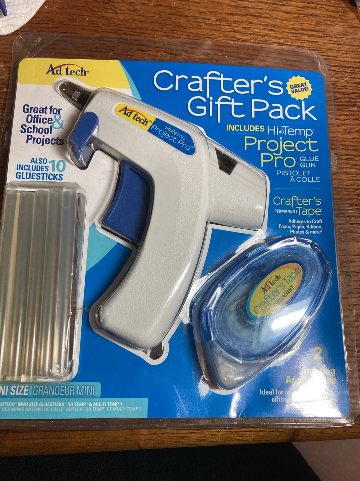 AD Tech Crafters Gift Pack Hot Glue Gun