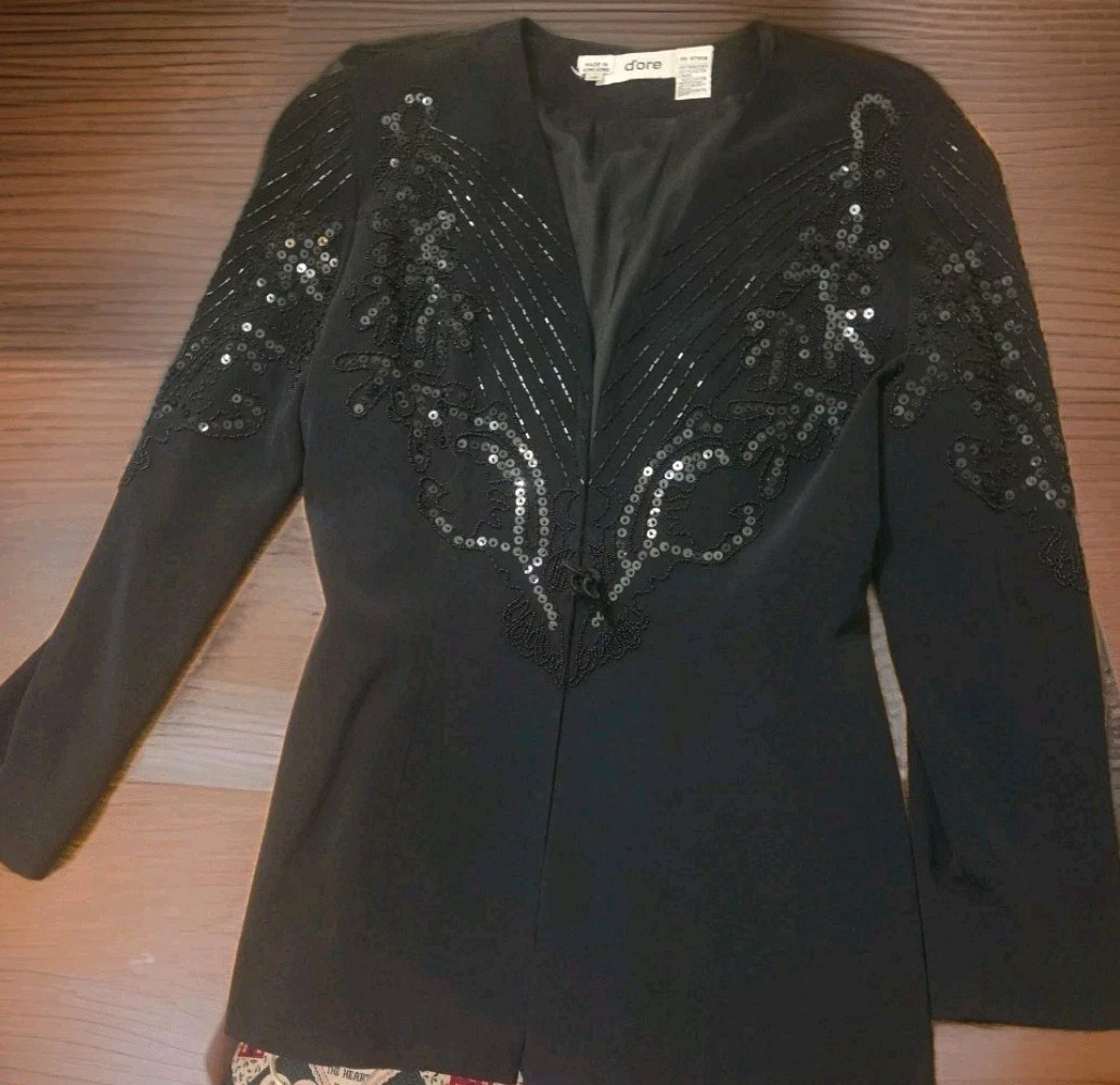 Formal Attire D'ore Designer Jacket Size 12. Black With Sequence Beads. 
