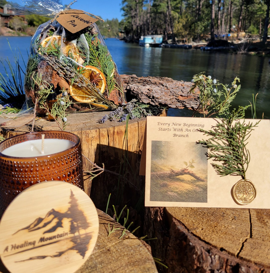 Apology Gift Box - Lavender Pine Candle w/ Personalized keepsake & Potpourri