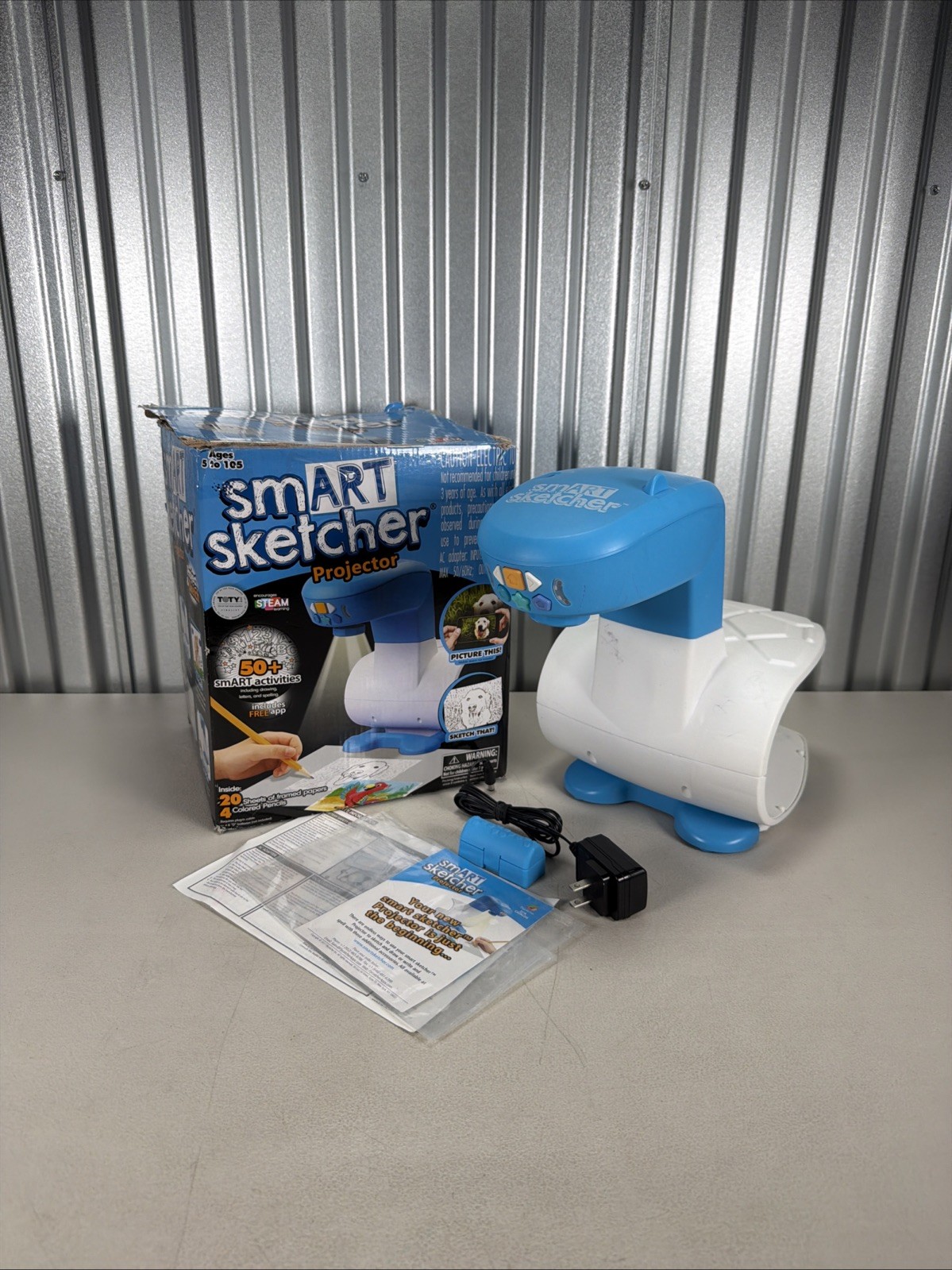 Smart Sketcher Projector Learning and Creative Sketch Toy w/ 1 Cartridge