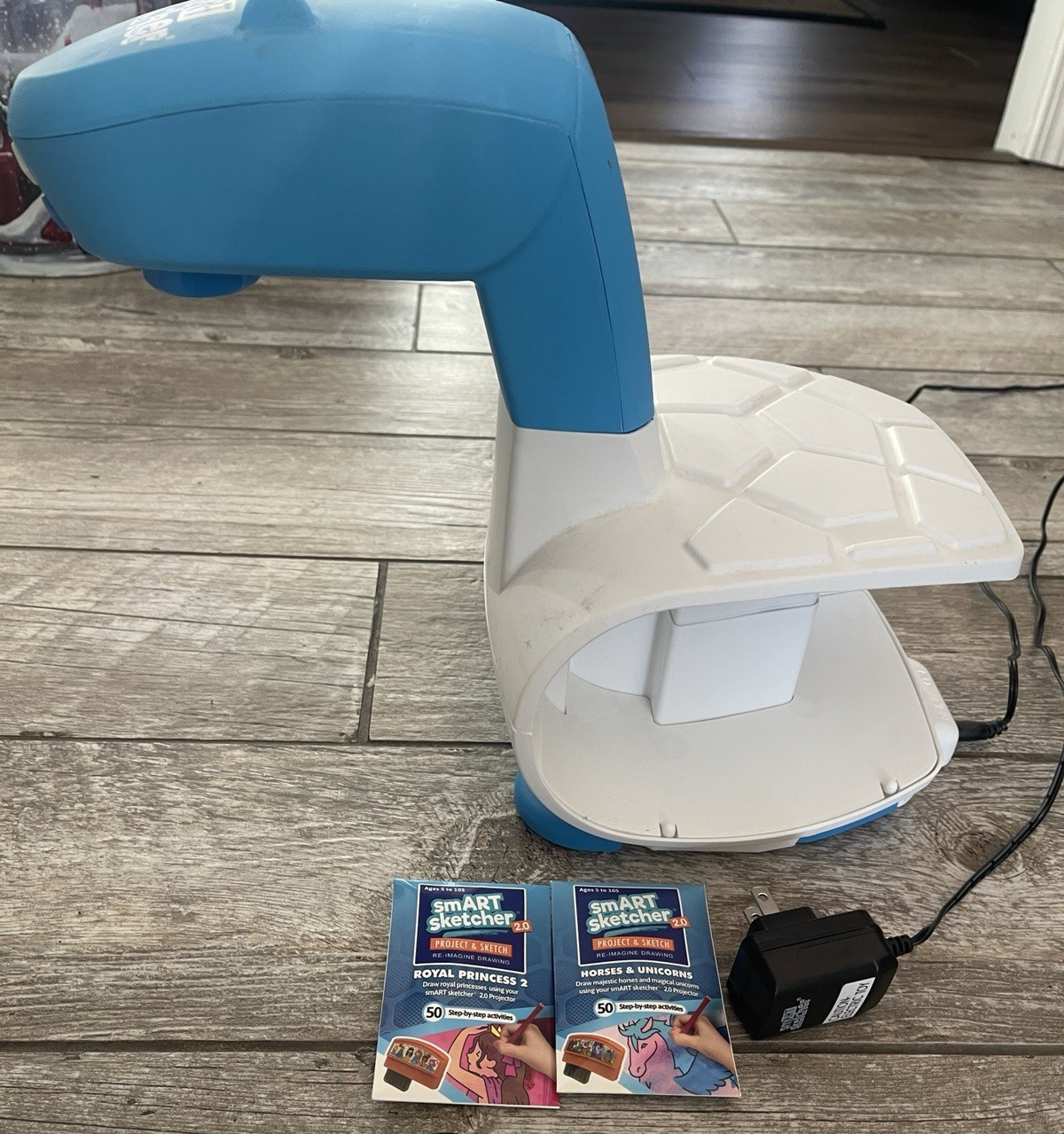 Smart Sketcher Projector Learning and Creative Sketch Toy W/ POWER CORD - Tested