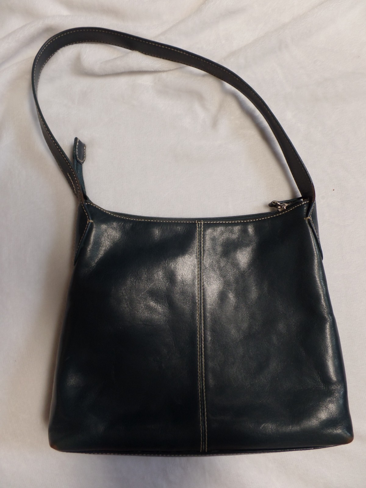 Nordstrom Navy Leather Shoulder Bag Organizer Paisley Interior Very Clean Smooth