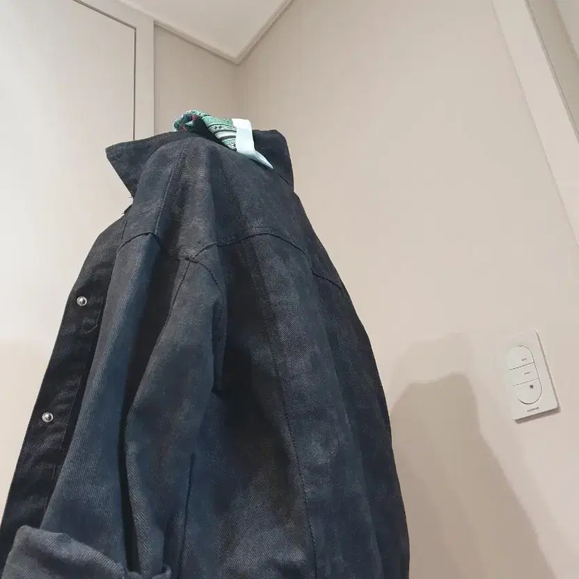 Women's Black Denim Jacket Casual Stylish Outerwear