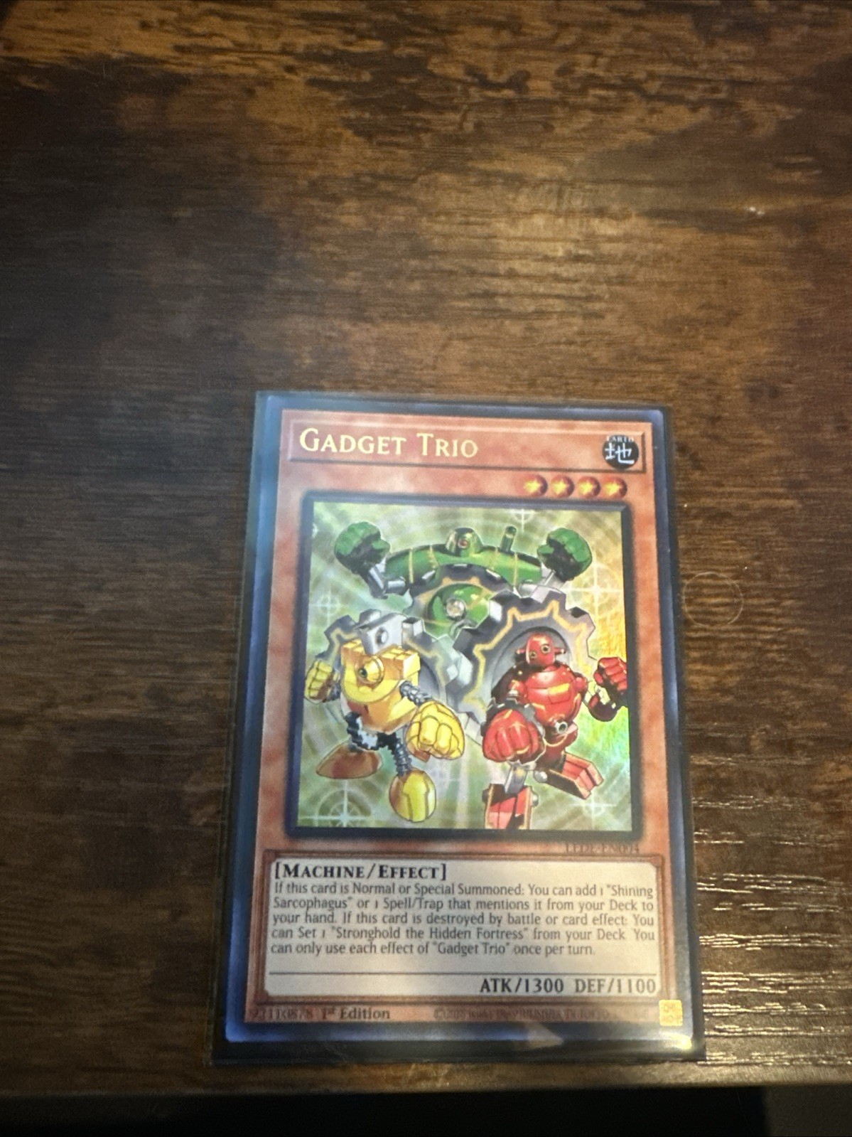 Gadget Trio LED-EN004 secret rare near mint condition