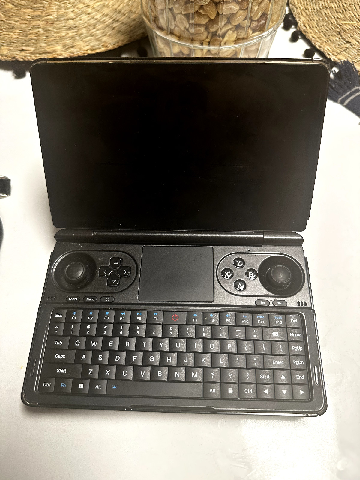 GPD WIN Mini Handheld Gaming PC: 8840U/32GB/2TB/120HZ VRR & Accessories: US Ship