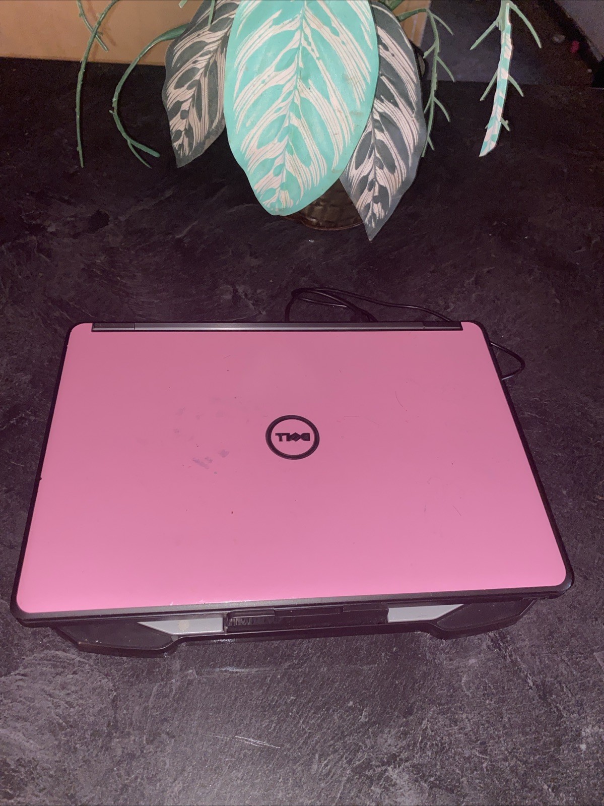 HP Bubblegum Pink Gaming Laptop With Cooling Fan Accessory & charger