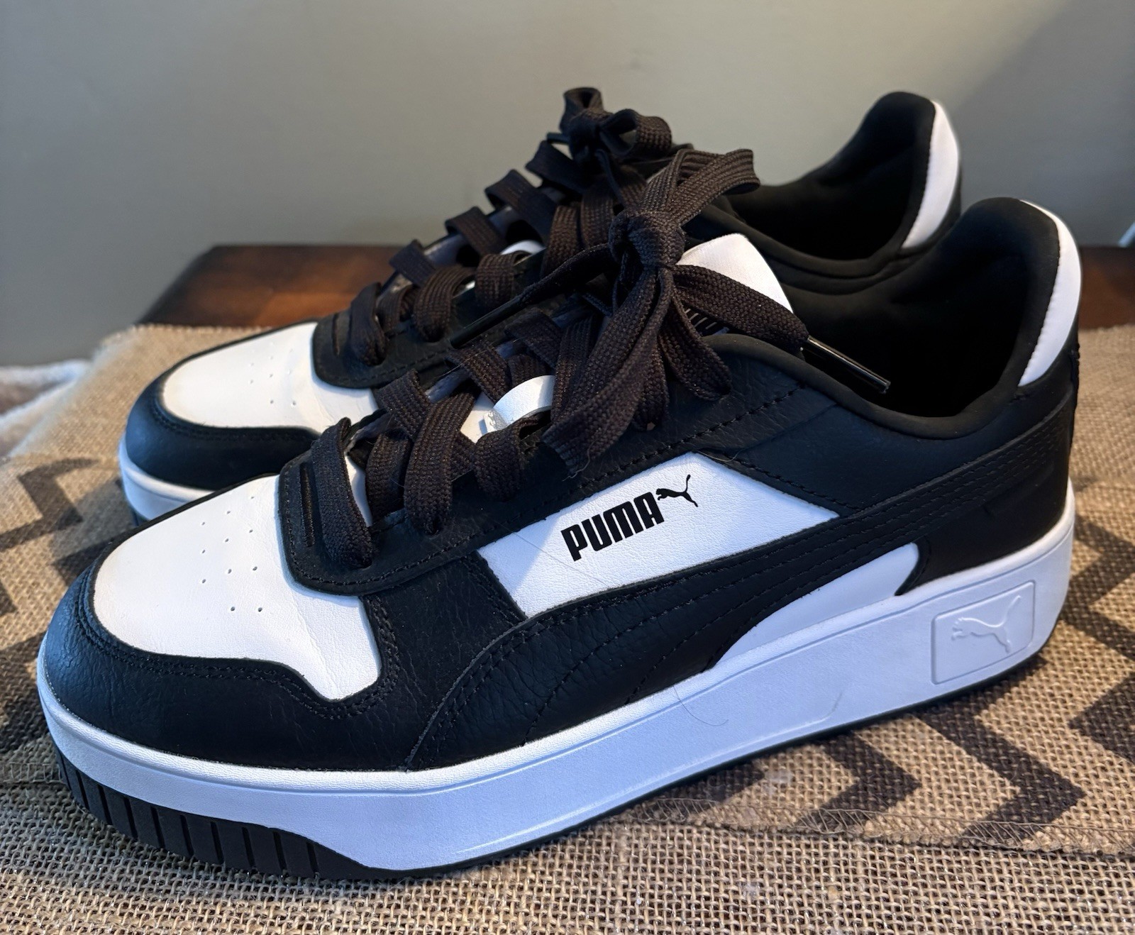 Puma Carina Street Platform Sneaker Size 8 Black and White Retro Streetwear