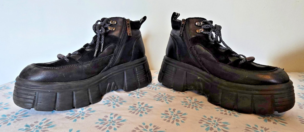 Women’s Chunky Black Platform Boots Streetwear Industrial Style Side Zip