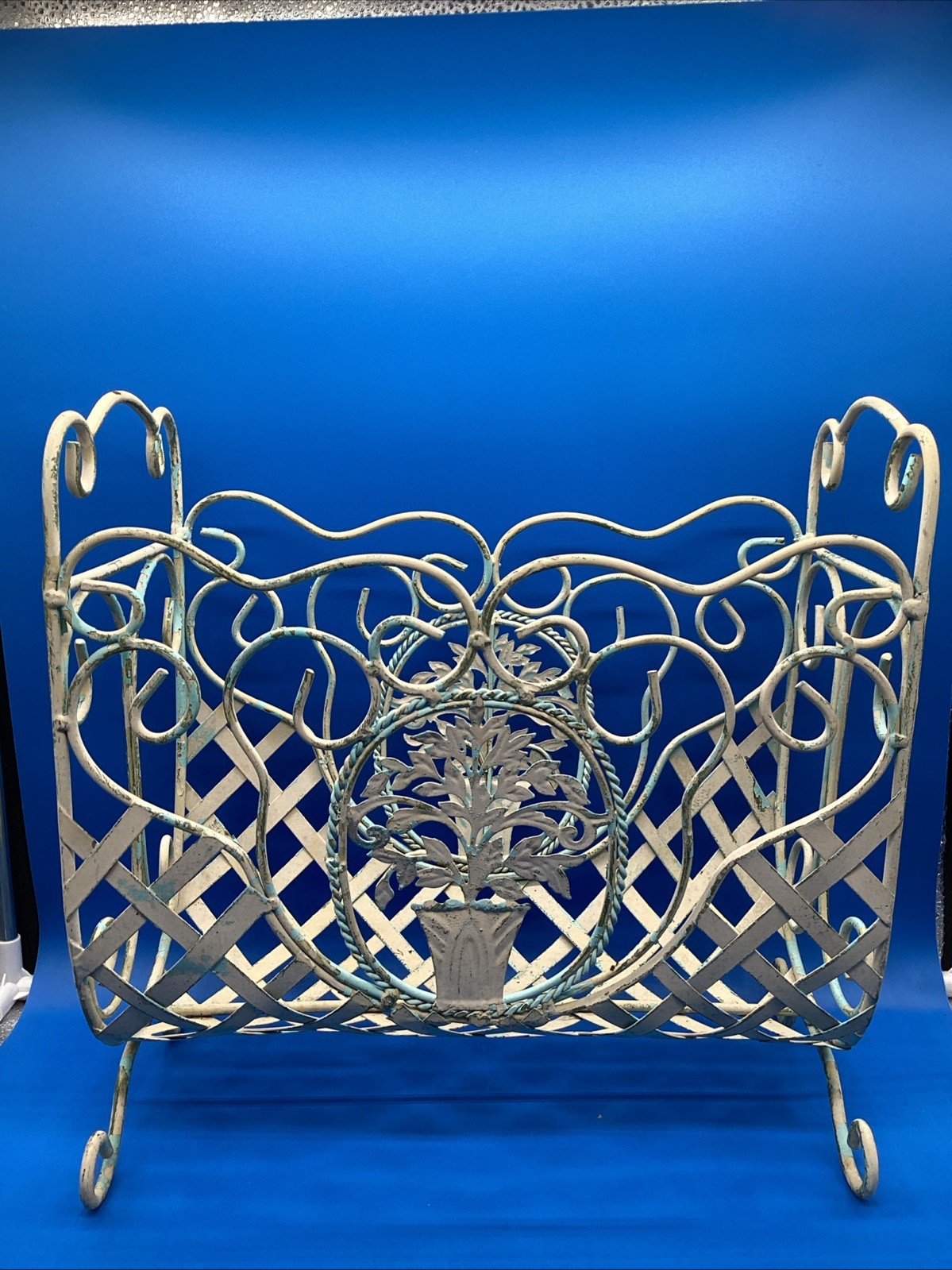Vintage Metal Magazine Rack Lattice Pot Tree Design Shabby Chic Home Decor