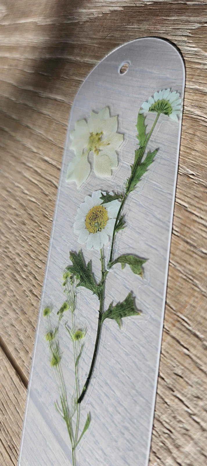 Spring White Pressed Flower Bookmark - Unique Floral Gift for Book Lovers
