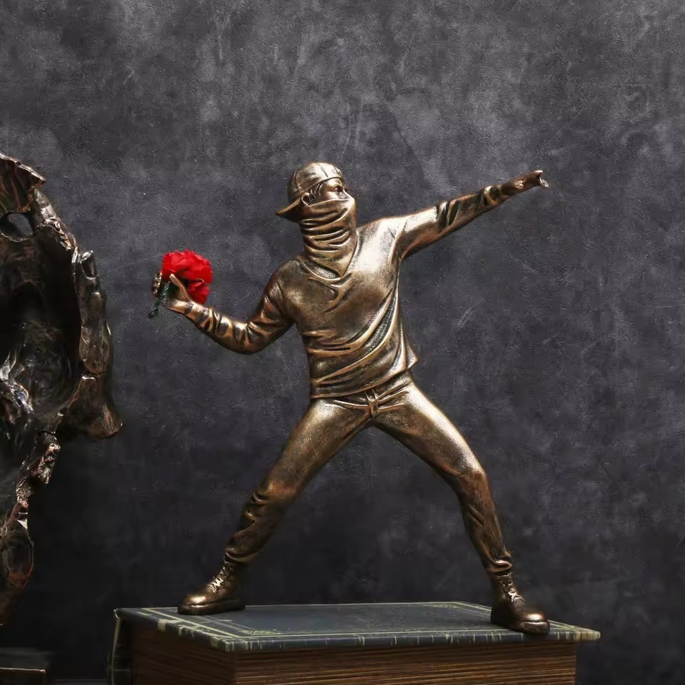 Banksy Rose Flower Thrower Bomber Statue Modern Home Decor Sculpture Ornament