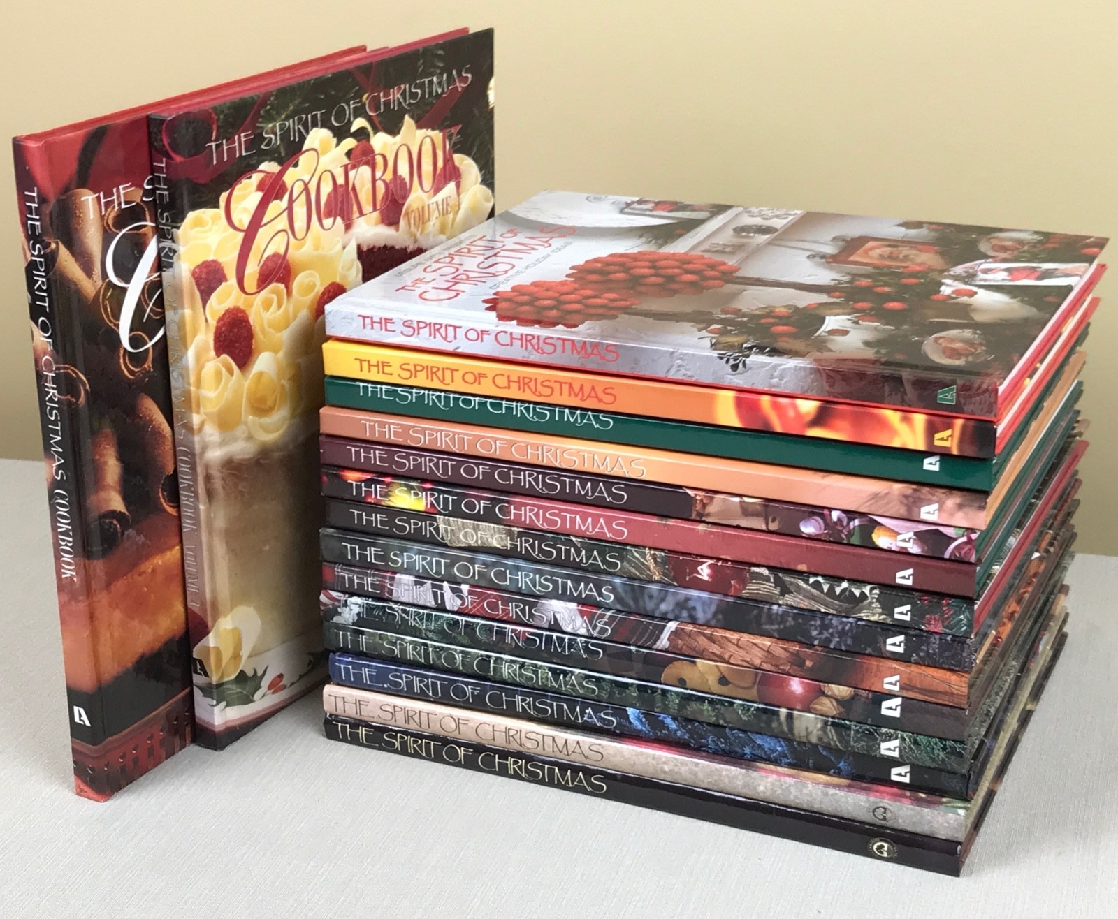 Lot of 14 Leisure Arts THE SPIRIT OF CHRISTMAS Books + 2 Spirit Cookbooks