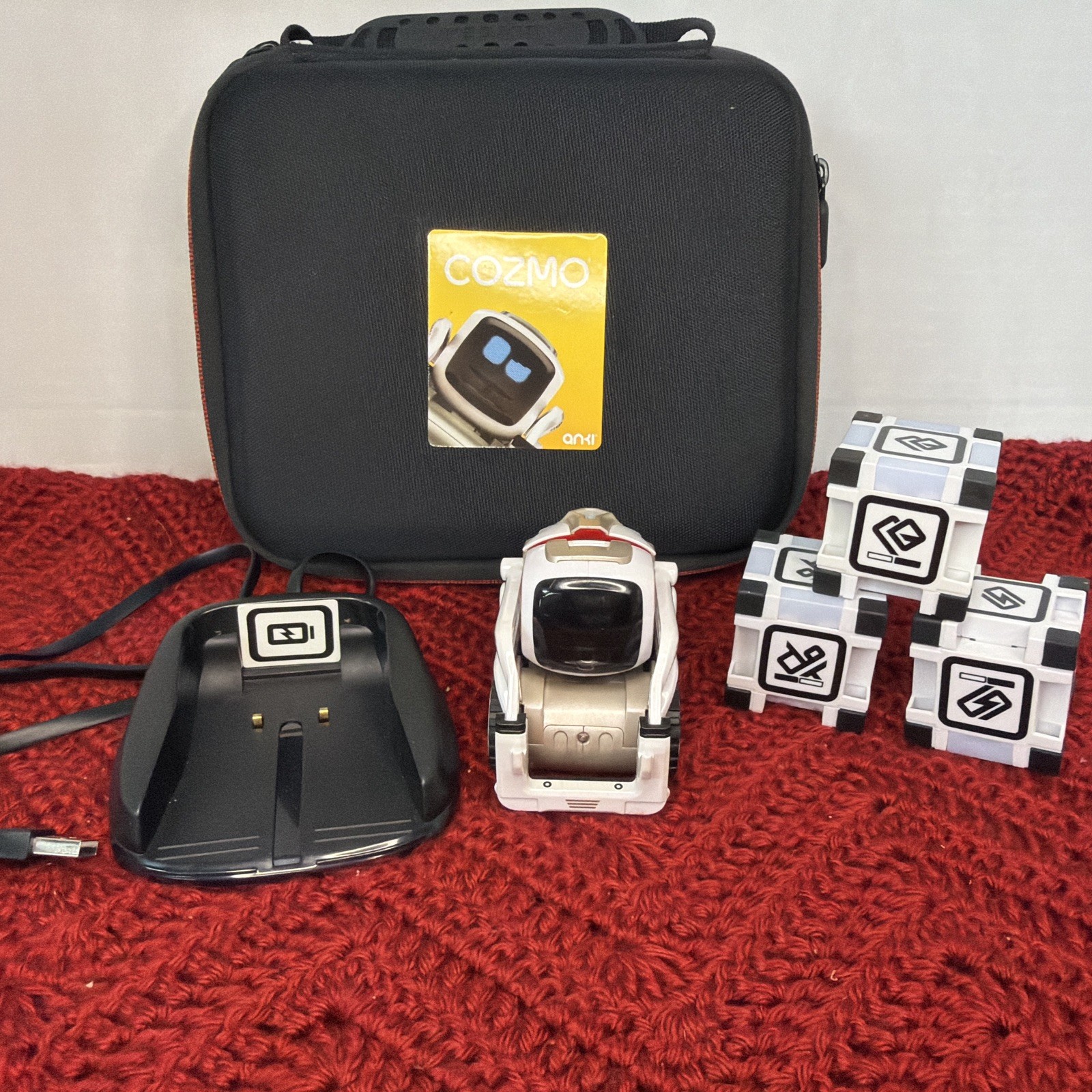 Anki Cozmo Robot Toy w Charger Interactive Cubes & Velvet Case - PARTS ONLY READ