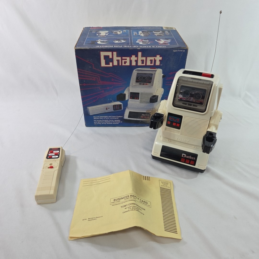 Tomy 1985 Chatbot Battery Operated Remote Control Robot w/ Box No. 5404 UNTESTED