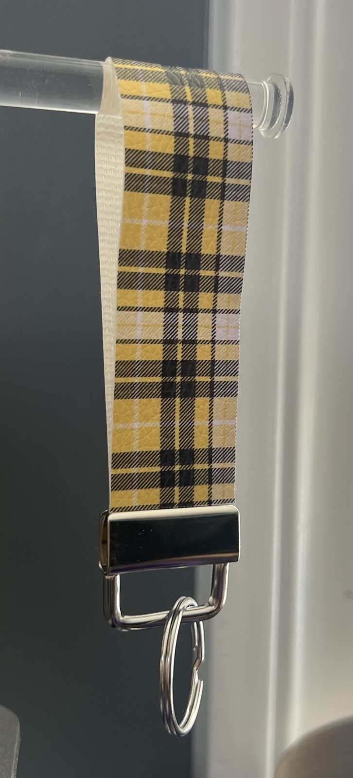 Yellow Black White Plaid Fabric Metal Key Chain Wristlet for Women Casual Style