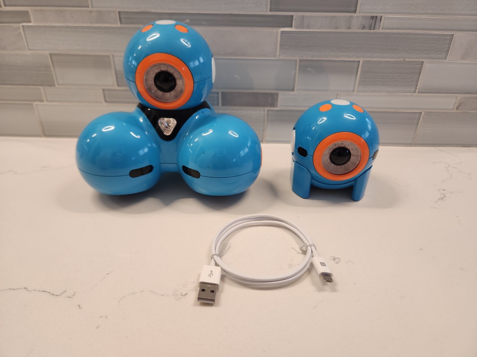 Wonder Workshop Dash & Dot Smart Robot For Curious Minds STEM Coding Toy Set