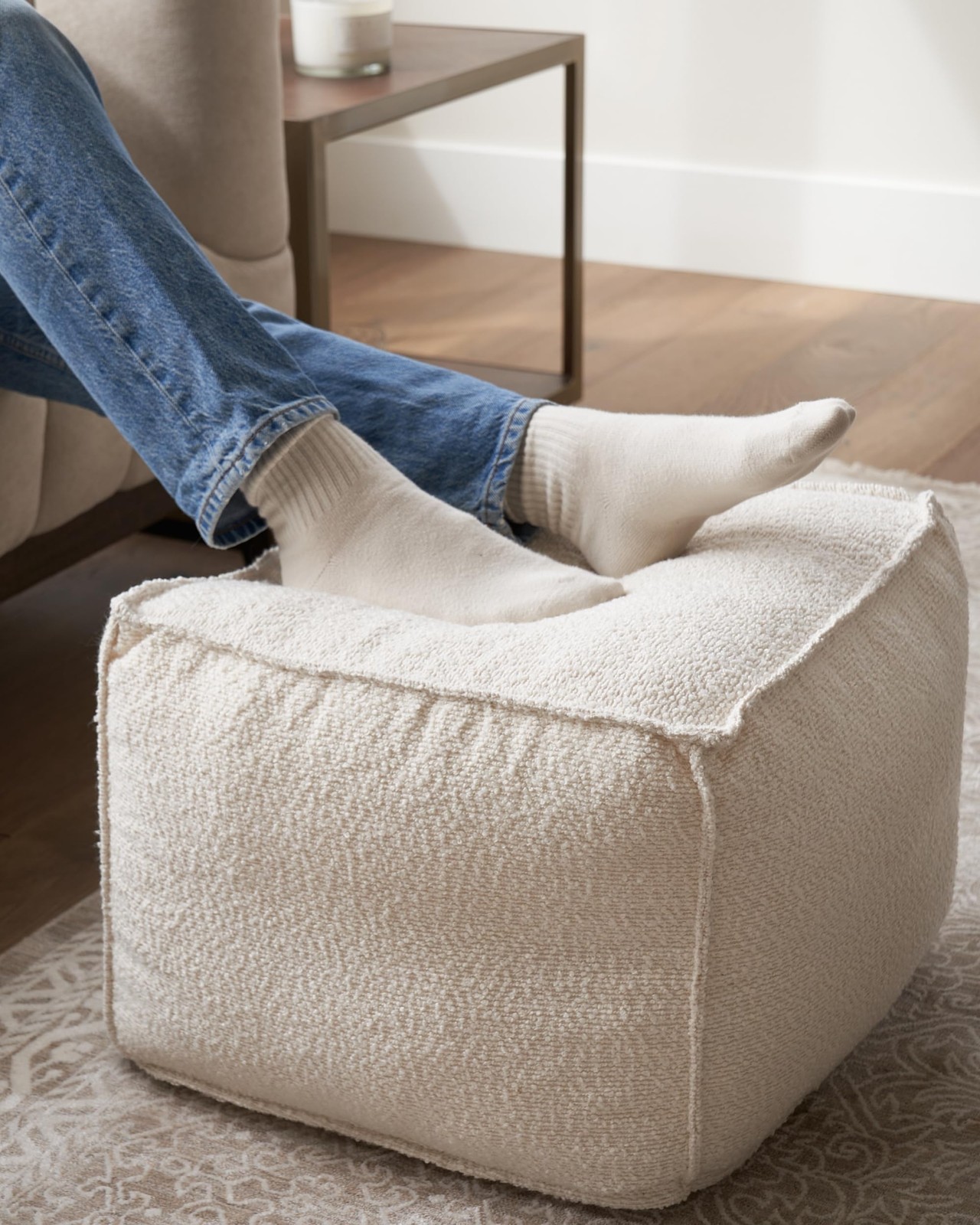 Round Boucle Pouf Ottoman Foot Rest Modern Foam Filled Living Room Decor Stool