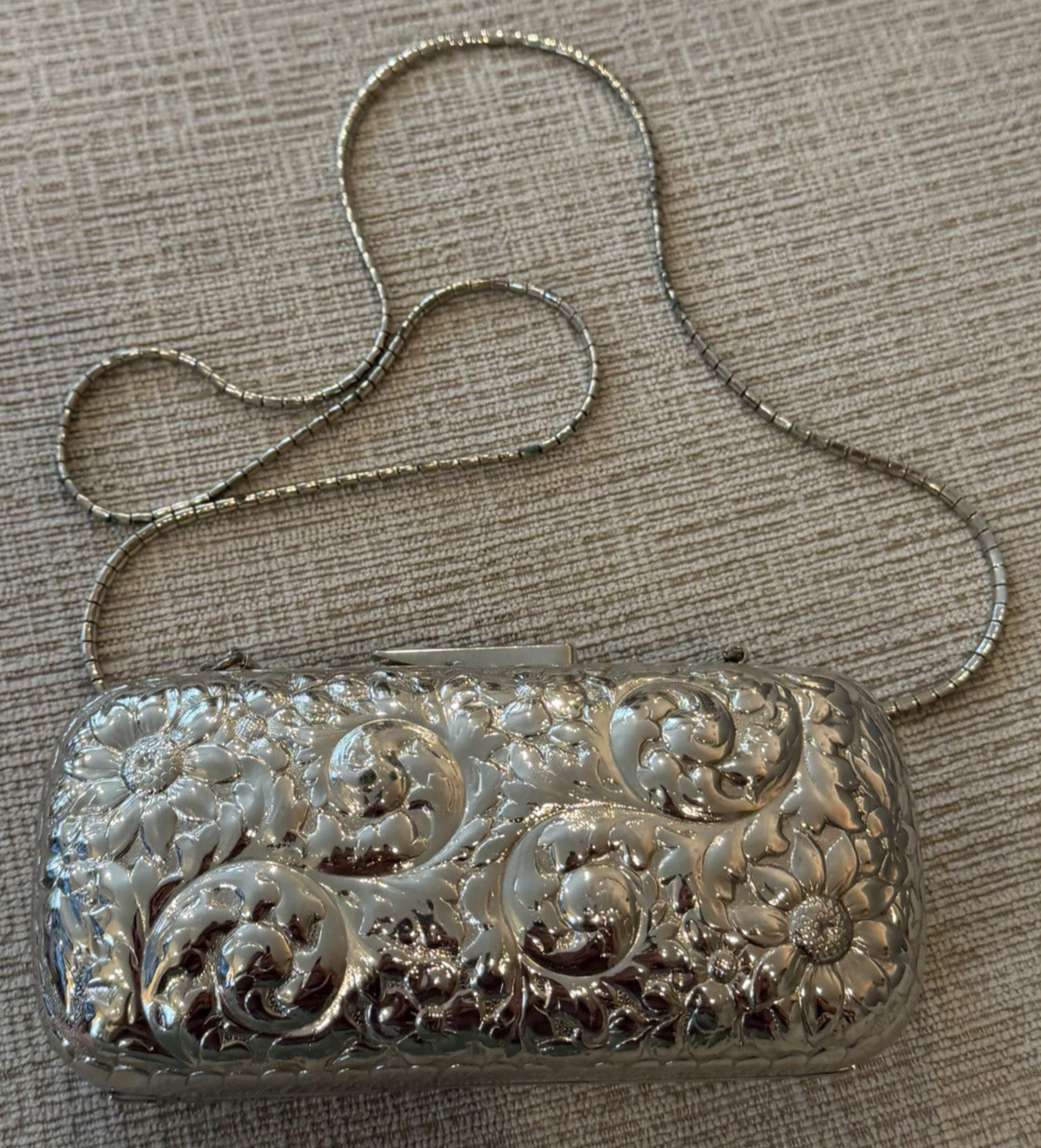 Judith Leiber Hard Shell Case Silver Tone Floral Oblong Minaudière Evening Bag