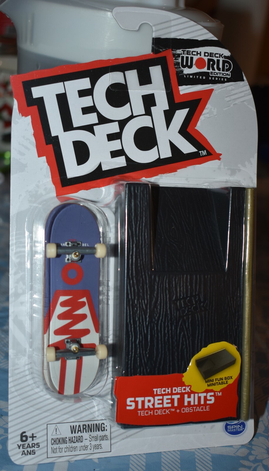 SPIN MASTER TECH DECK STREET HITS MINI FUN BOX PLUS GIRL SKATEBOARD NEW