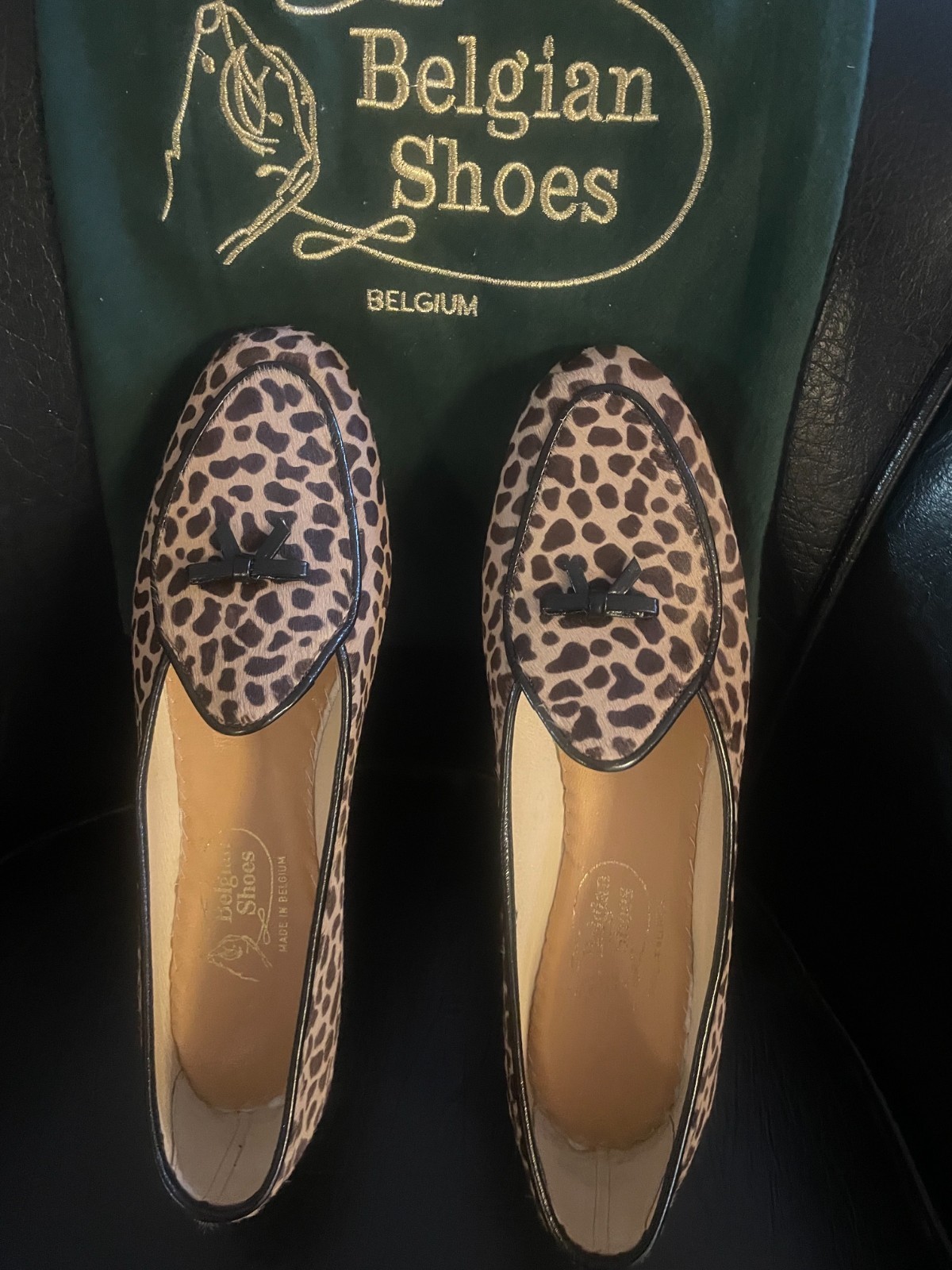 Luxury ladies shoes size 7 1/2 , never worn; new in bag.