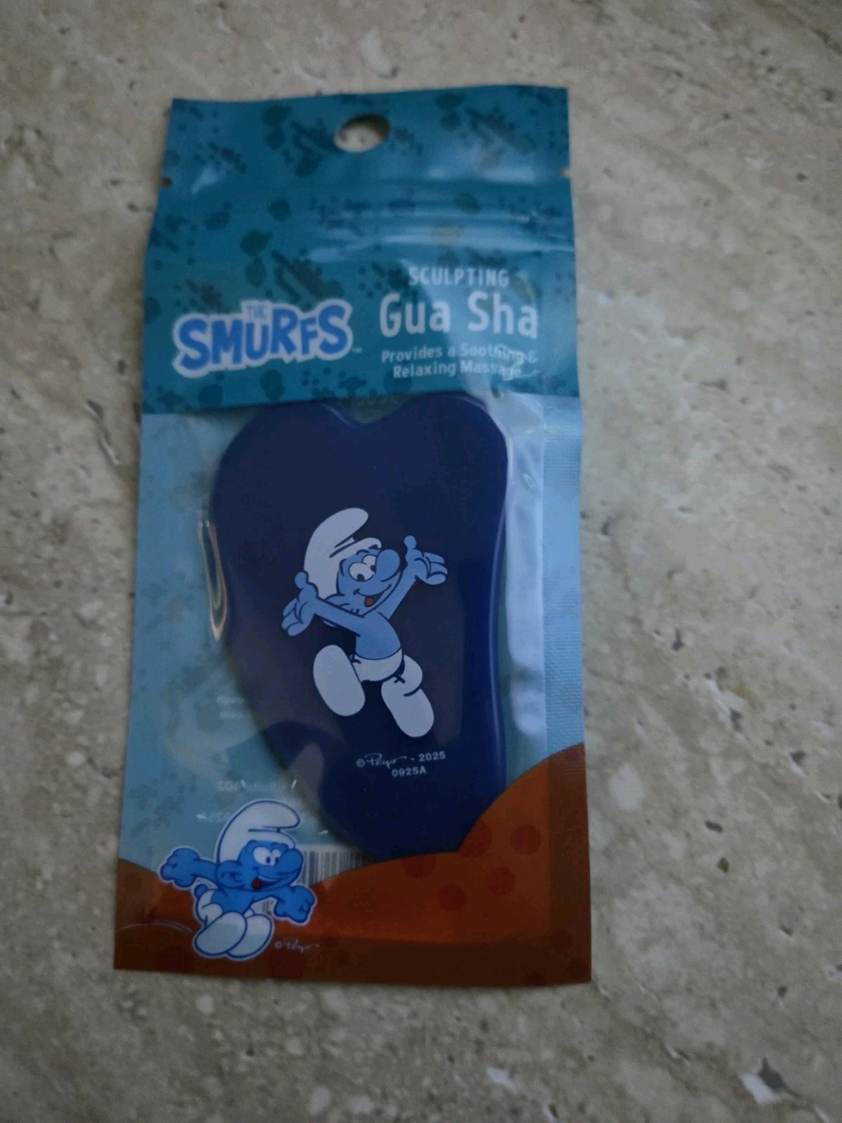 New The Smurfs Blue Gua Sha Tool Cartoon Novelty Beauty Face Self Care Item