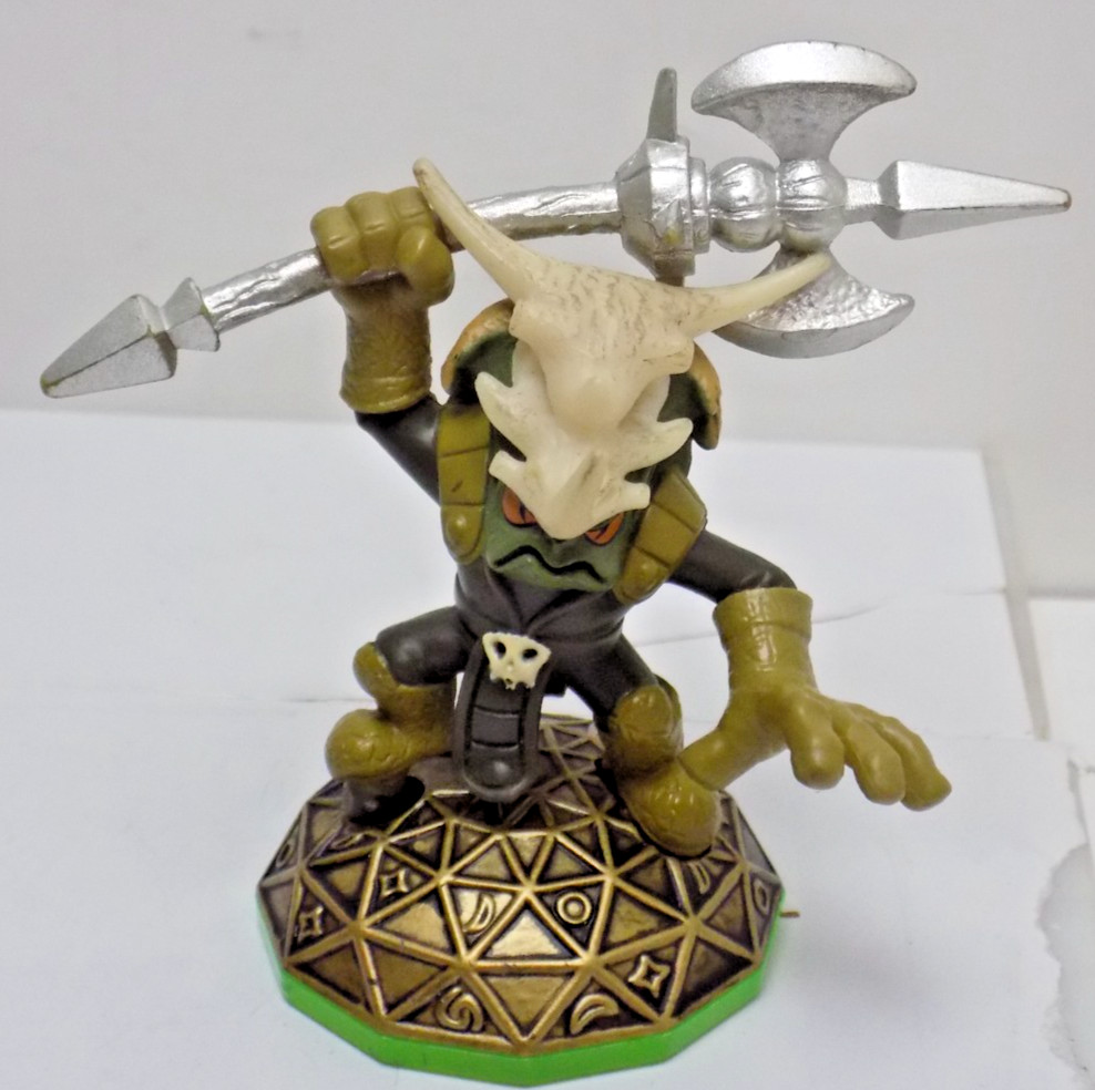 ACTIVISON 2012 INTERACTIVE GAME FIGURE FROM SKYLANDERS - VOODOOD