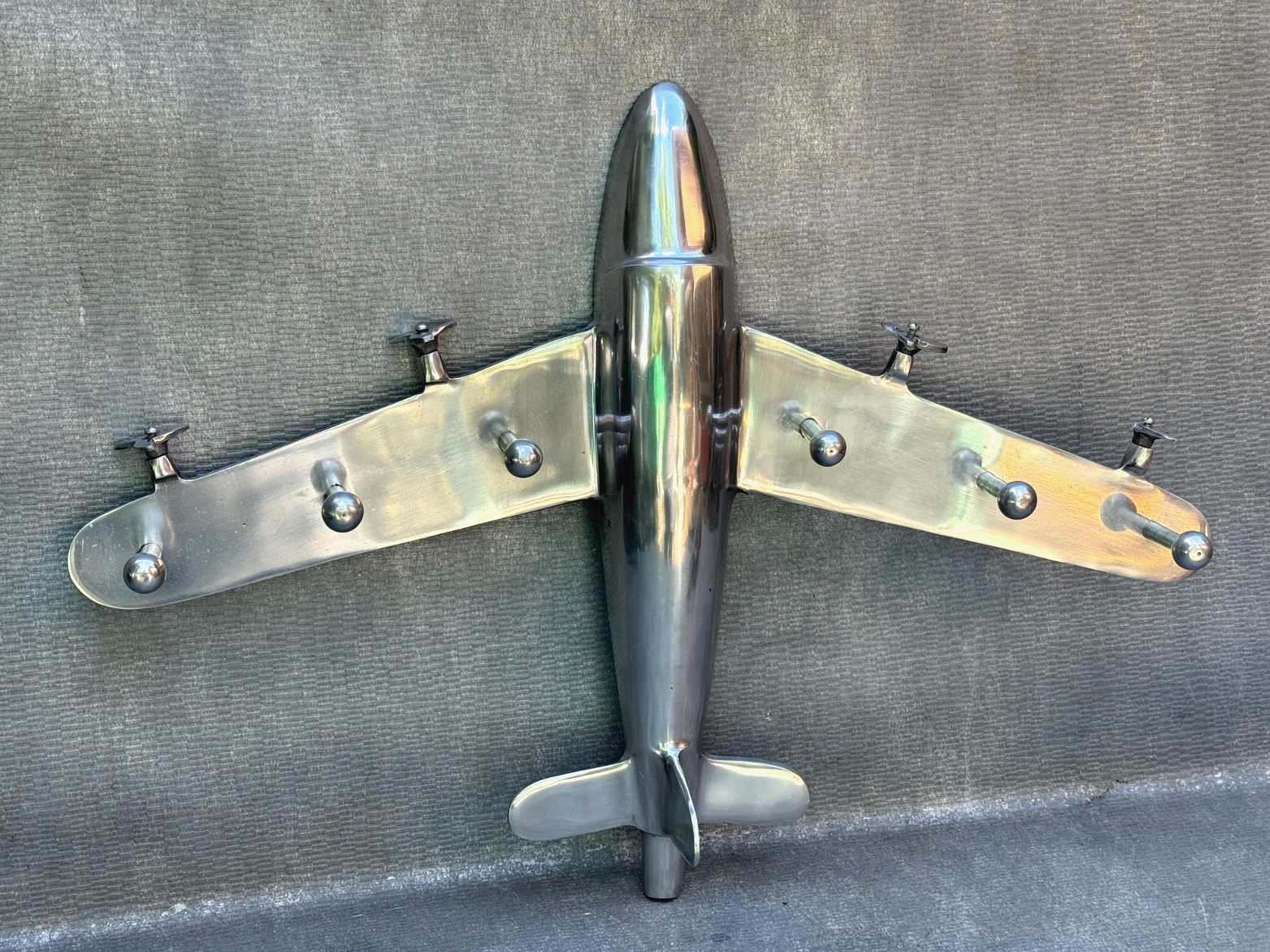 CHROME ALUMINUM VINTAGE AIRPLANE WING RETRO COAT RACK ART DECO MODERN ART 26"