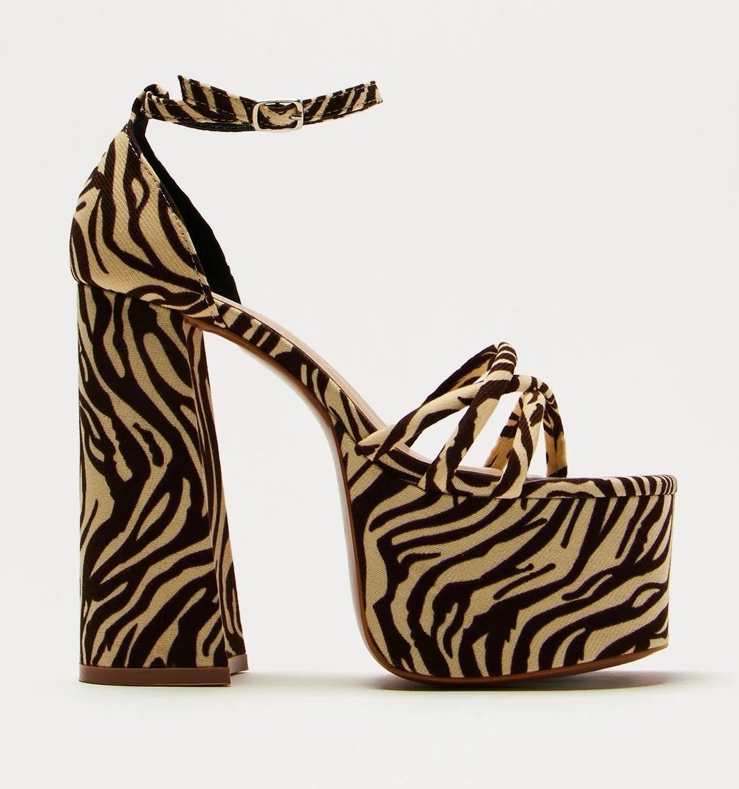 Fashion Nova TRENDY, Brown animal print fabric platform sandals 6" heel, SZ 8