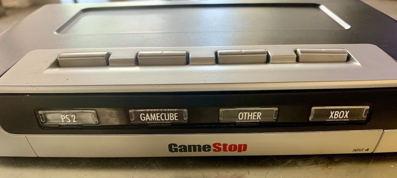 GameStop HD System Selector 4-Input AV Switch Box RCA/S-Video BB-016