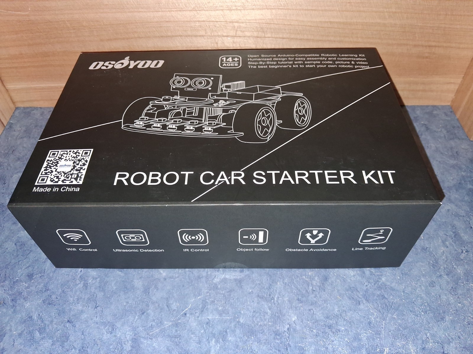 Osoyoo 2WD Smart Robot Car Starter Kit  Toy-100% Complete New/Open Box