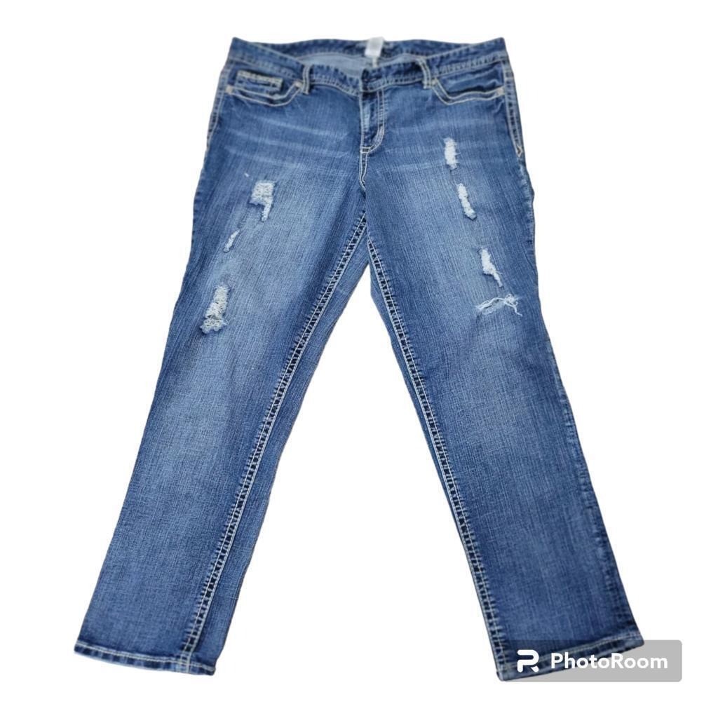 Maurices Distressed Blue Denim Jeans Size 13/14 Straight Leg Womens Casual Style