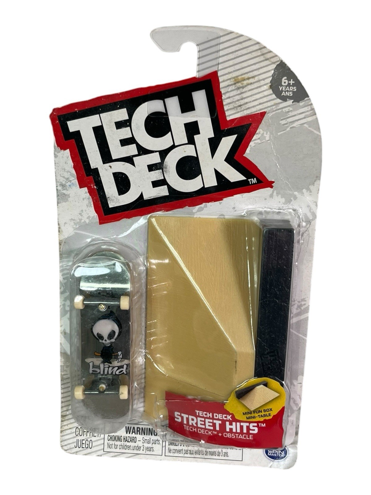 New/Sealed! Tech Deck Street Hits BLIND skateboard with Mini Fun Box/Mini-Table