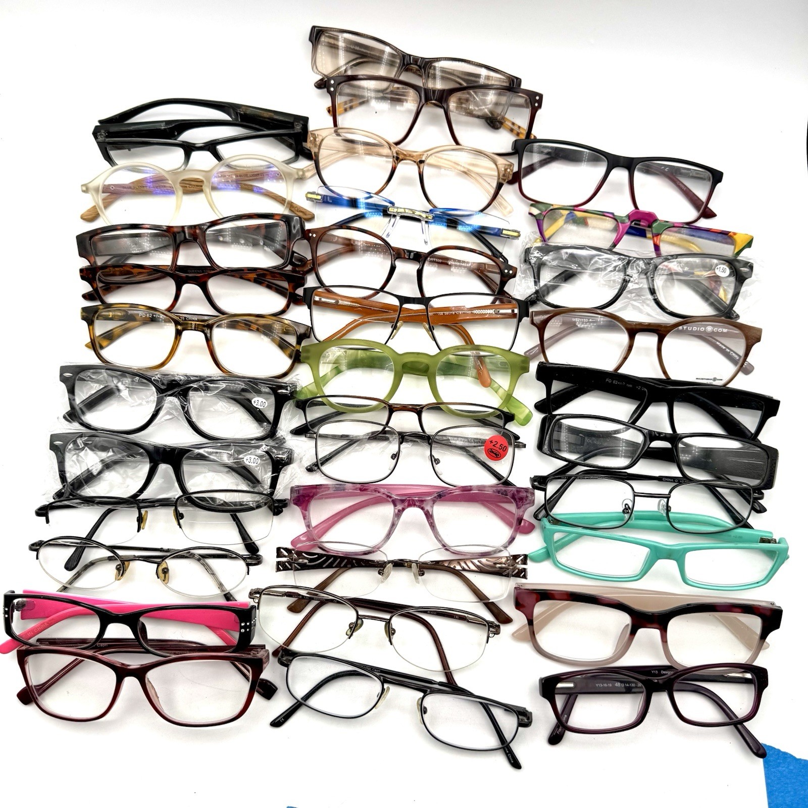 Readers Eyeglasses Lot 32 Assorted Style Brand Strength Size Color Frame Only A2