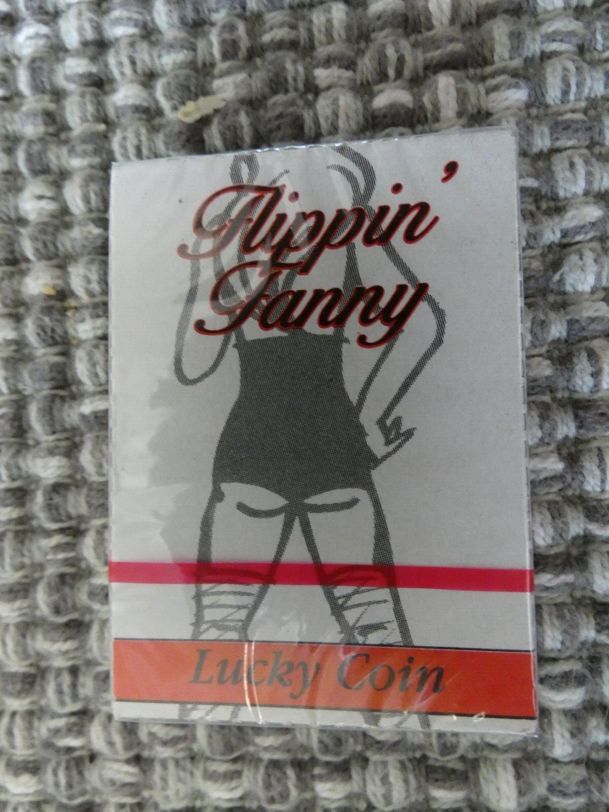 GAG NOVELTY GIFT FLIPPEN FANNY LUCKY COIN