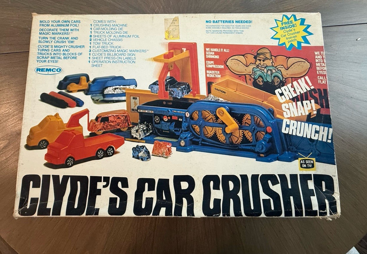 Remco Clyde's Car Crusher Vintage Play Set 1979 w/ Box, Cars, Accessories