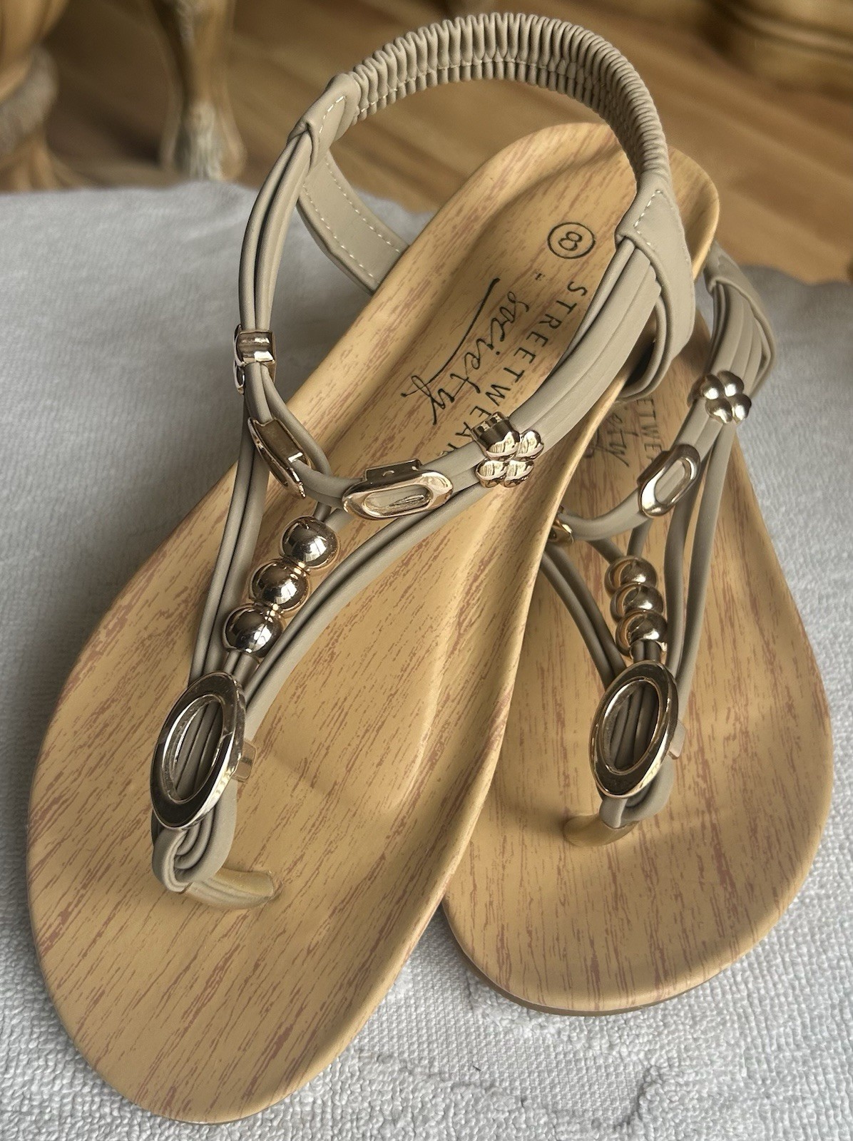 Streetwear Society Women’s Beige Thong Sandals Beaded Strappy Slip On US 8