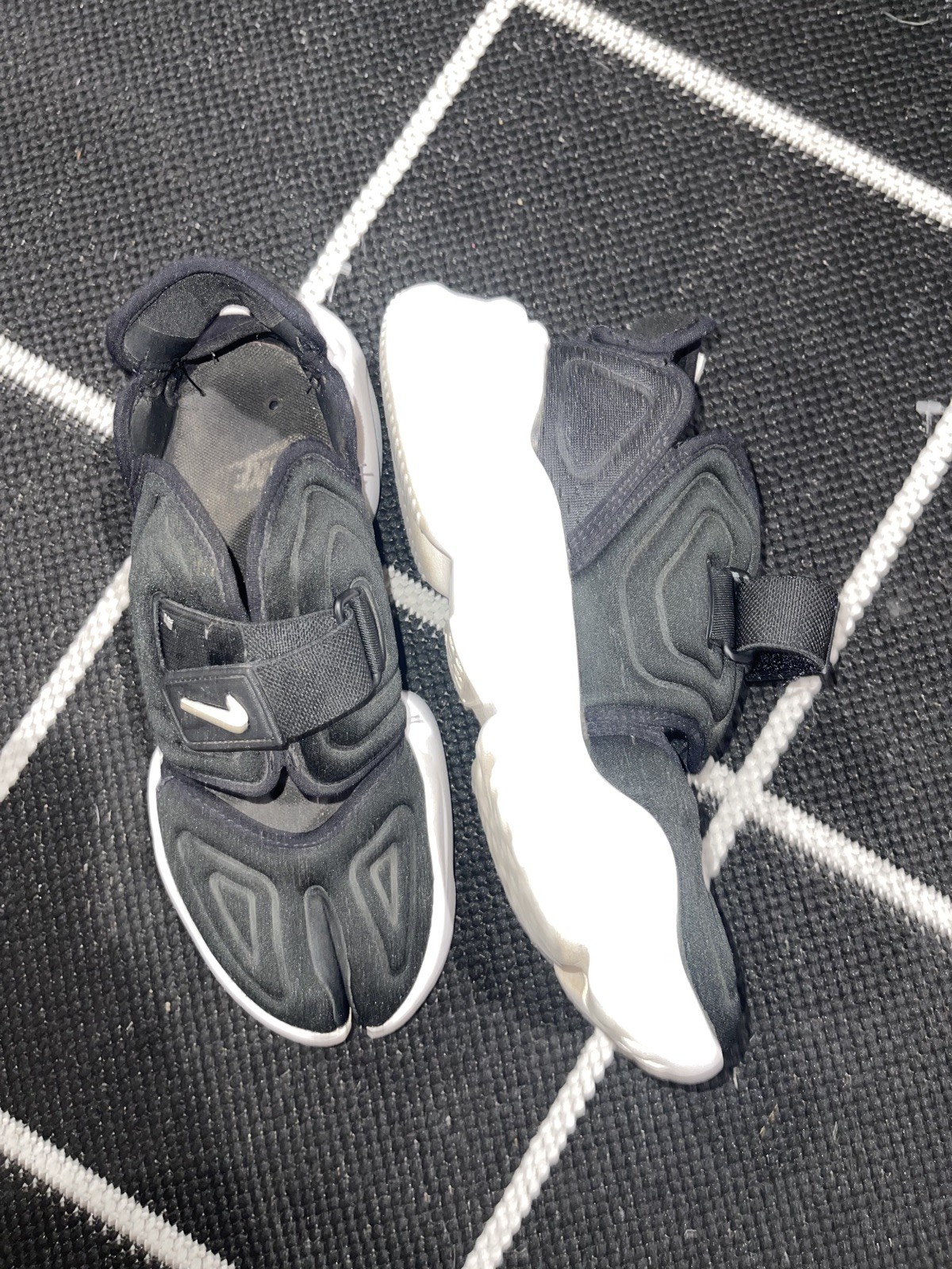 Nike Aqua Rift Tabi Water shoes EUC Sz 8 / 39 NO BOX UNISEX STREETWEAR 