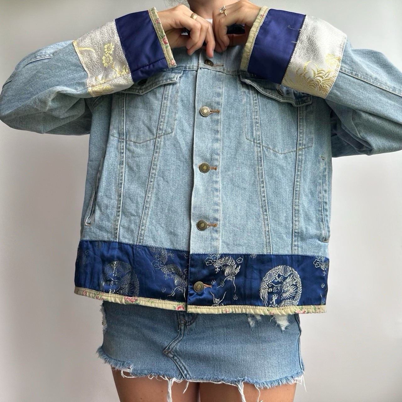 Jeanology Collection Women’s Blue Short Denim Jacket Collared Button Front M