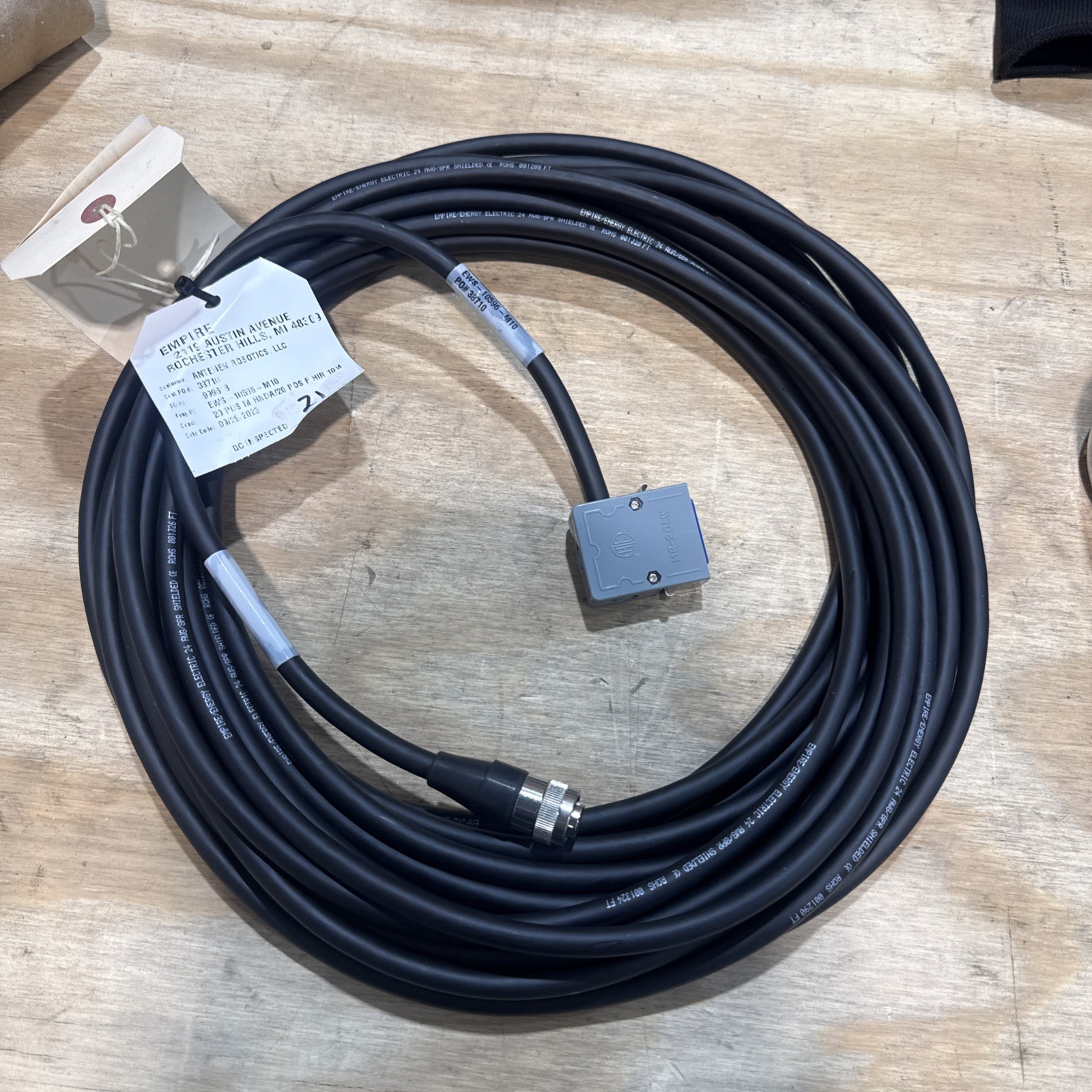 FANUC robot CPL teach pendant control cable 10M BCAB WITH SOCKET MR-20LW