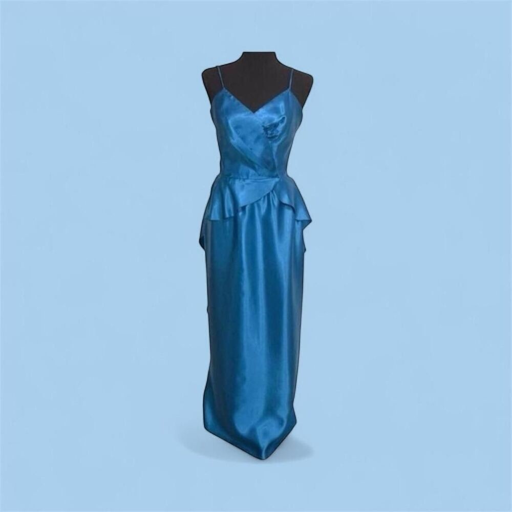 Elegant Blue Satin Evening Dress with Peplum Detail