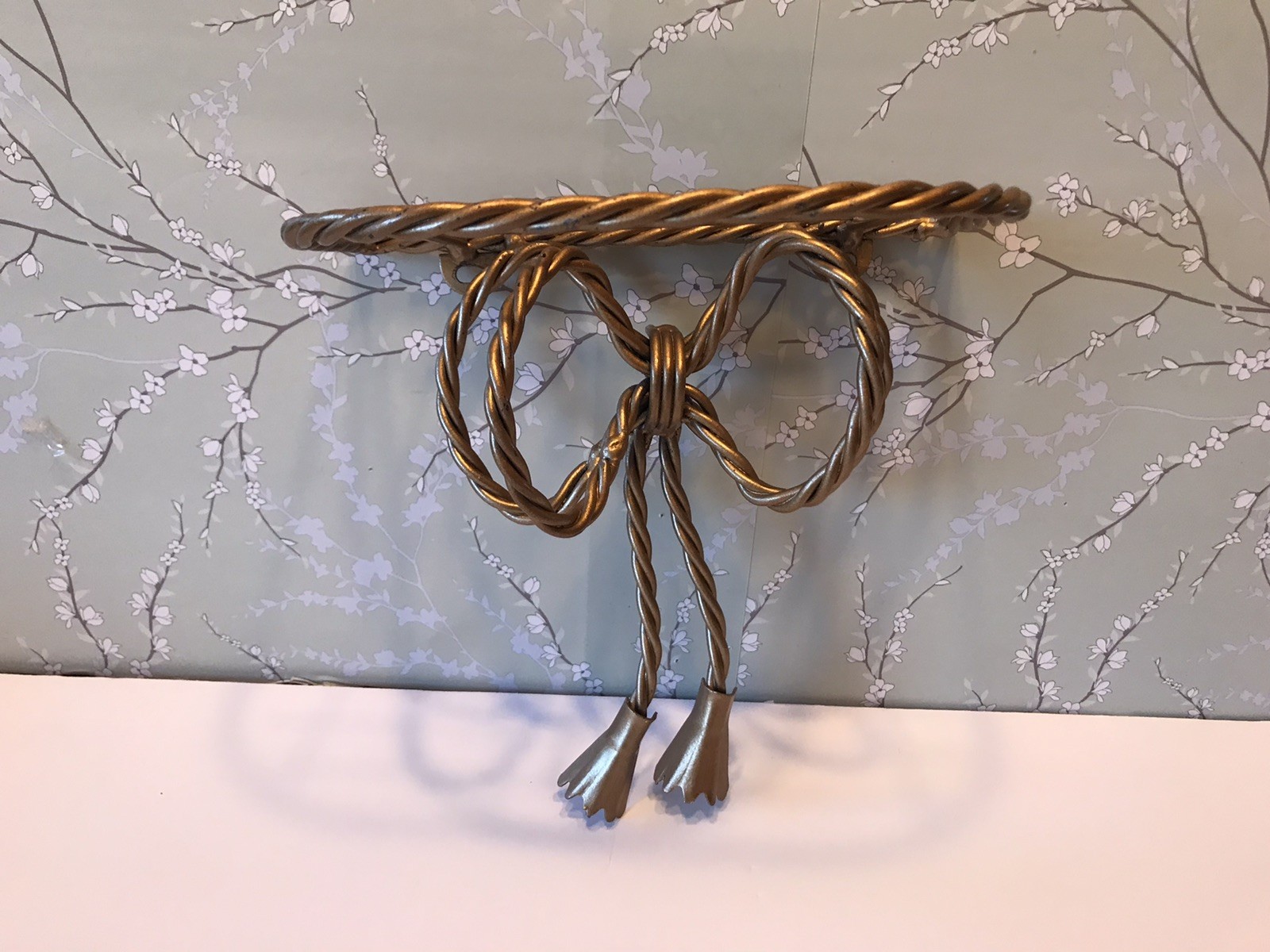 Vintage Home Interiors Twisted Rope Metal Decor Shelf Bow Tassels